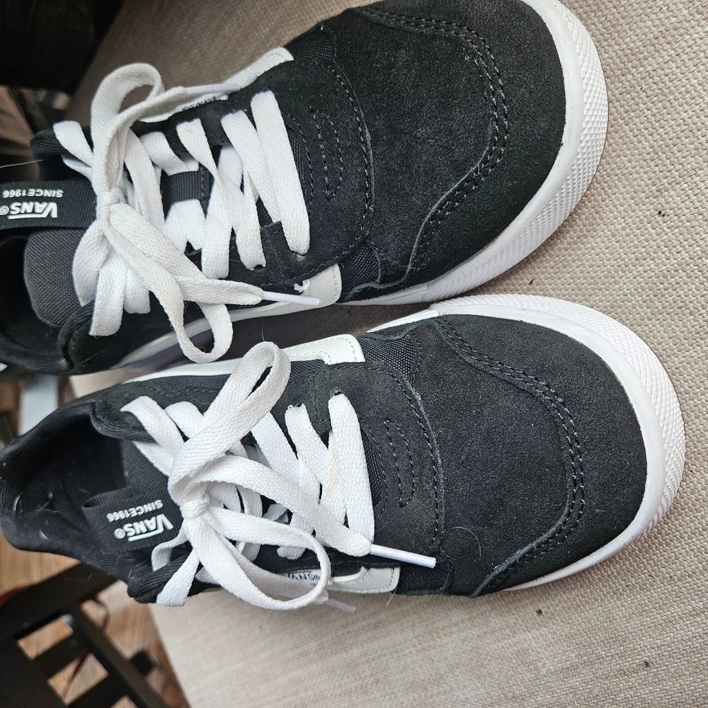 Vans Black and White Sneakers - Picture 7 of 8